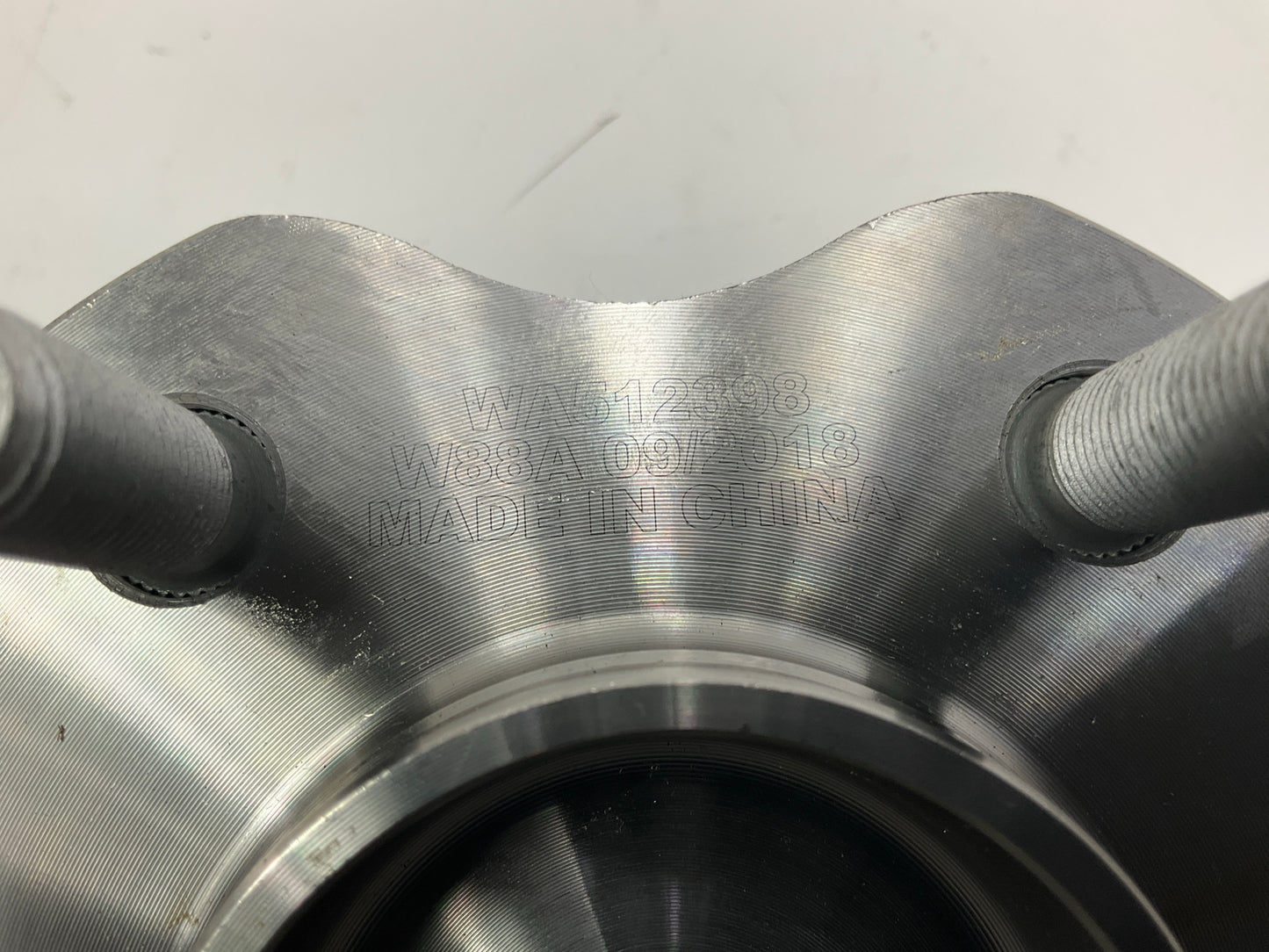 Drive Works NT512398 Rear Wheel Bearing Hub For 2008-2013 Nissan Rogue