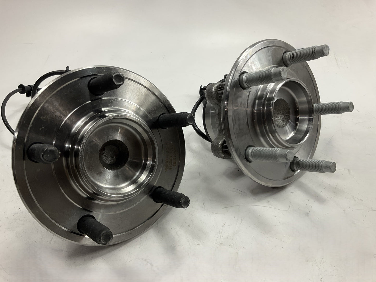 (2) Drive Works NT513169 Front Wheel Bearing & Hub Assembly