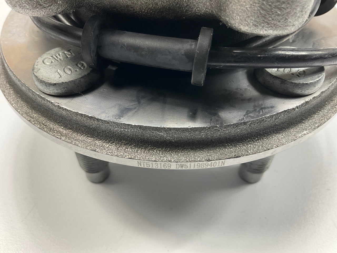 Drive Works NT513169 Front Wheel Bearing & Hub Assembly