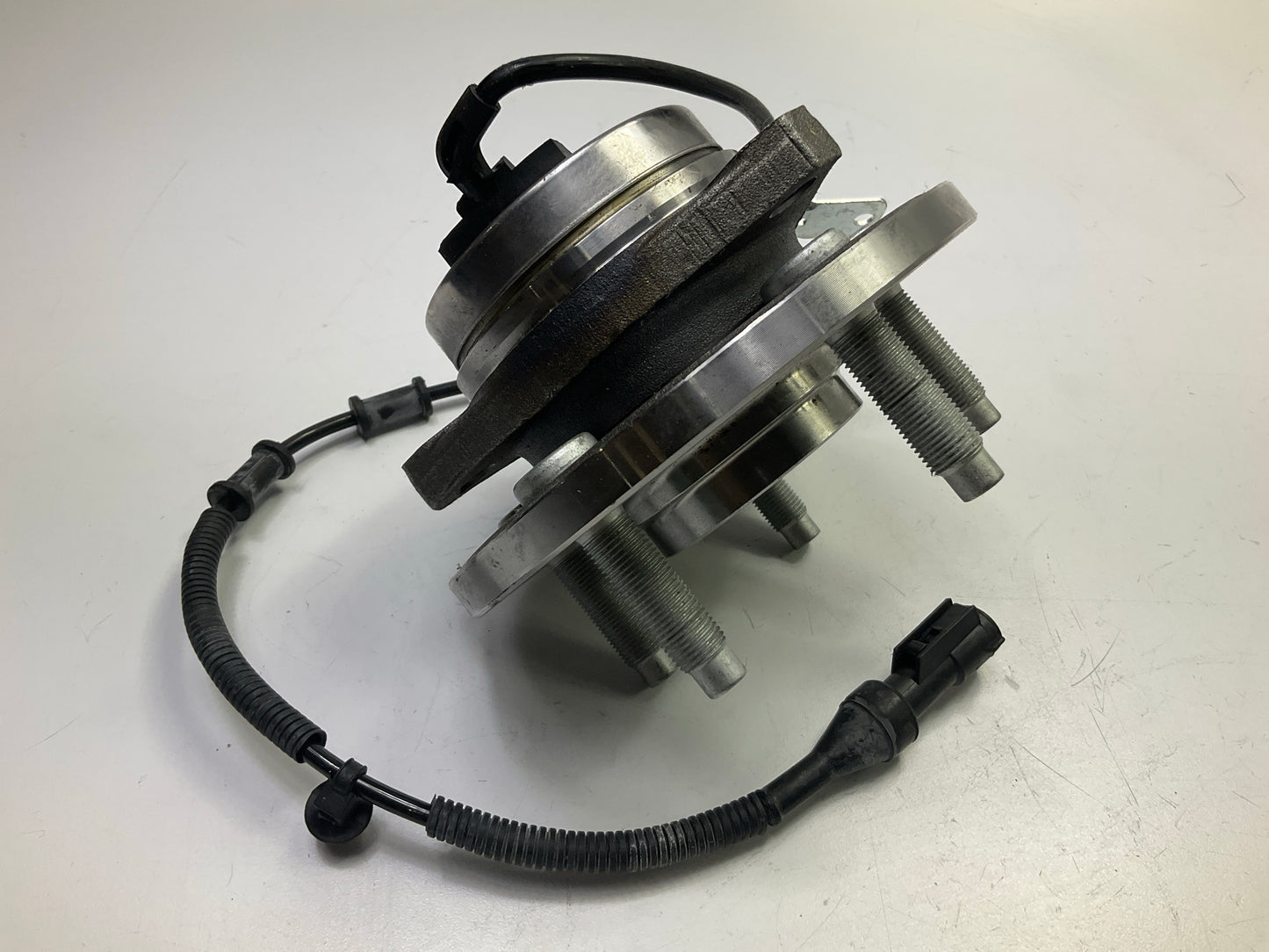 Drive Works NT513233 Front Right Wheel Hub Bearing