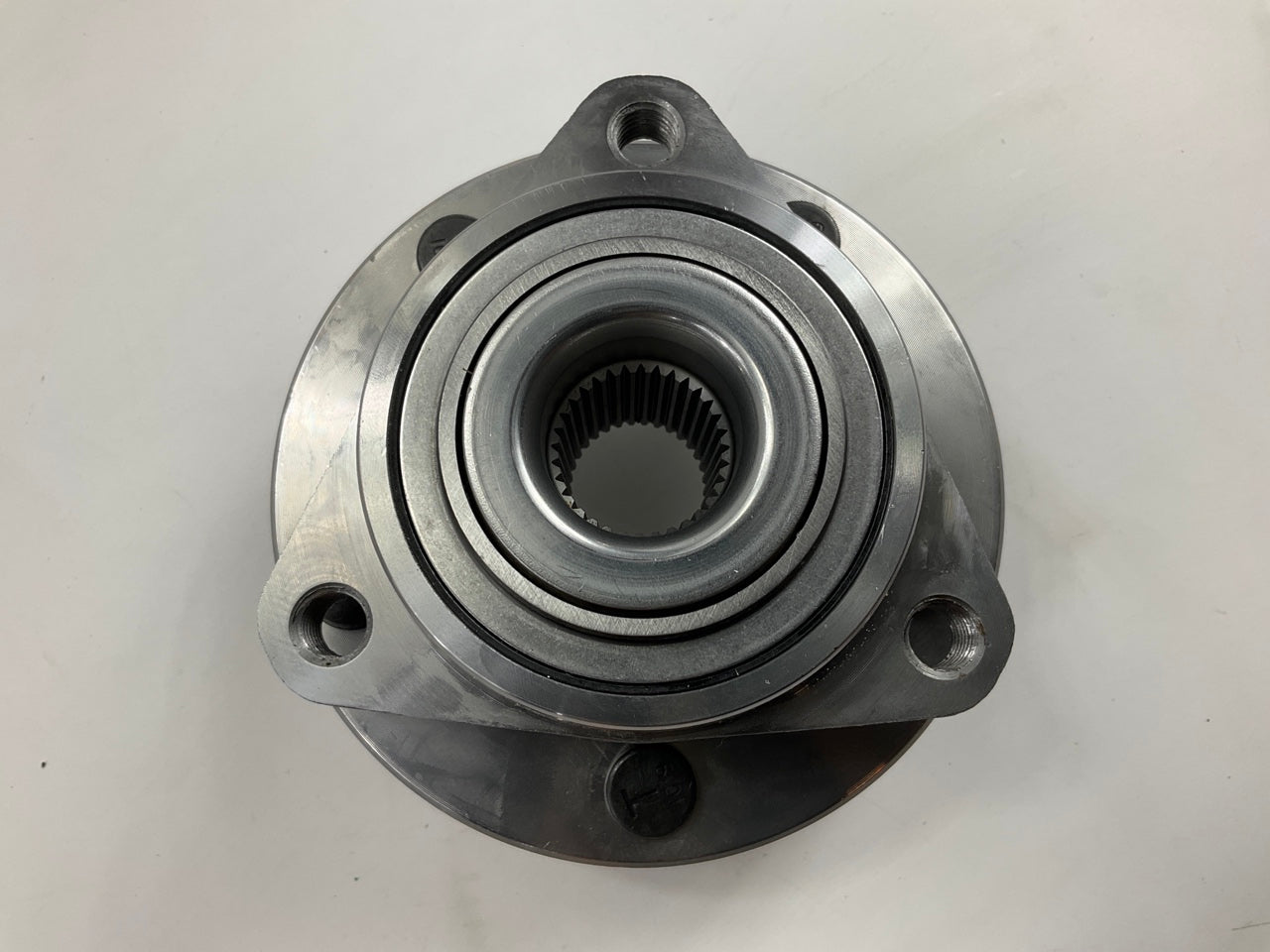 Drive Works NT513237 Front Wheel Bearing Hub For 2006-2008 Chevrolet HHR