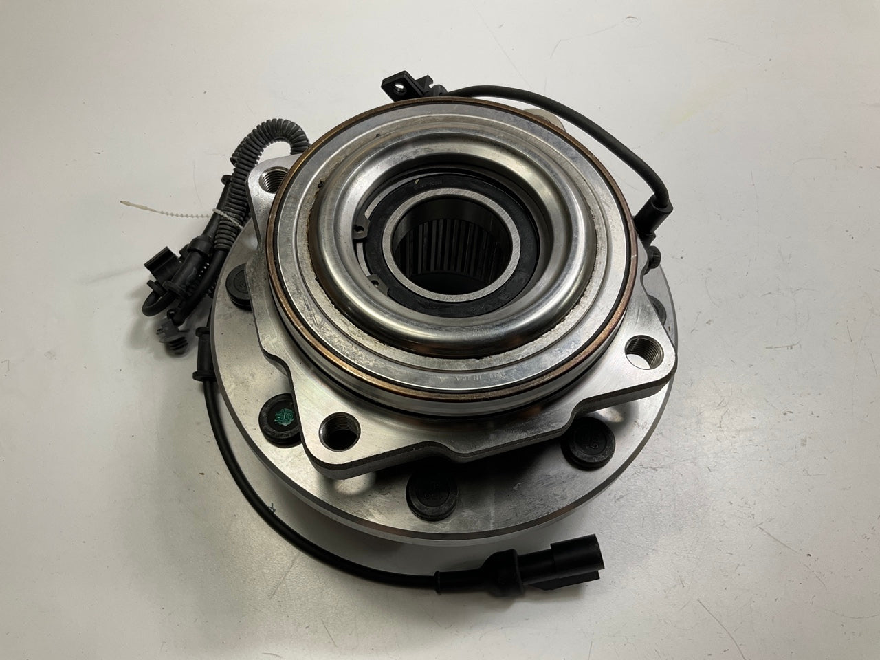 Drive Works NT515082 Front Wheel Bearing And Hub Assembly