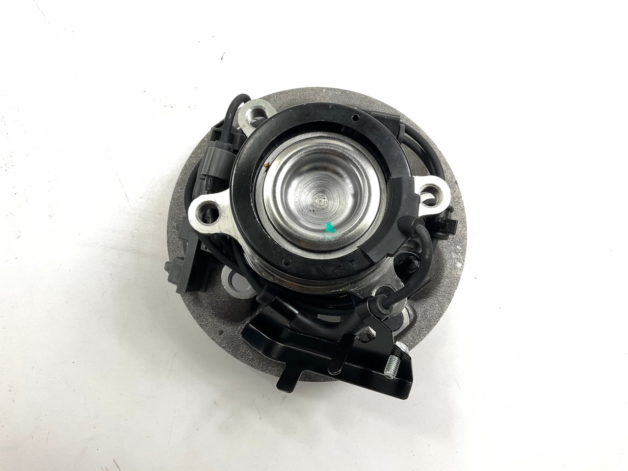 Drive Works NT515108 Front Left Wheel Hub Bearing - 04-08 Colorado, Canyon RWD