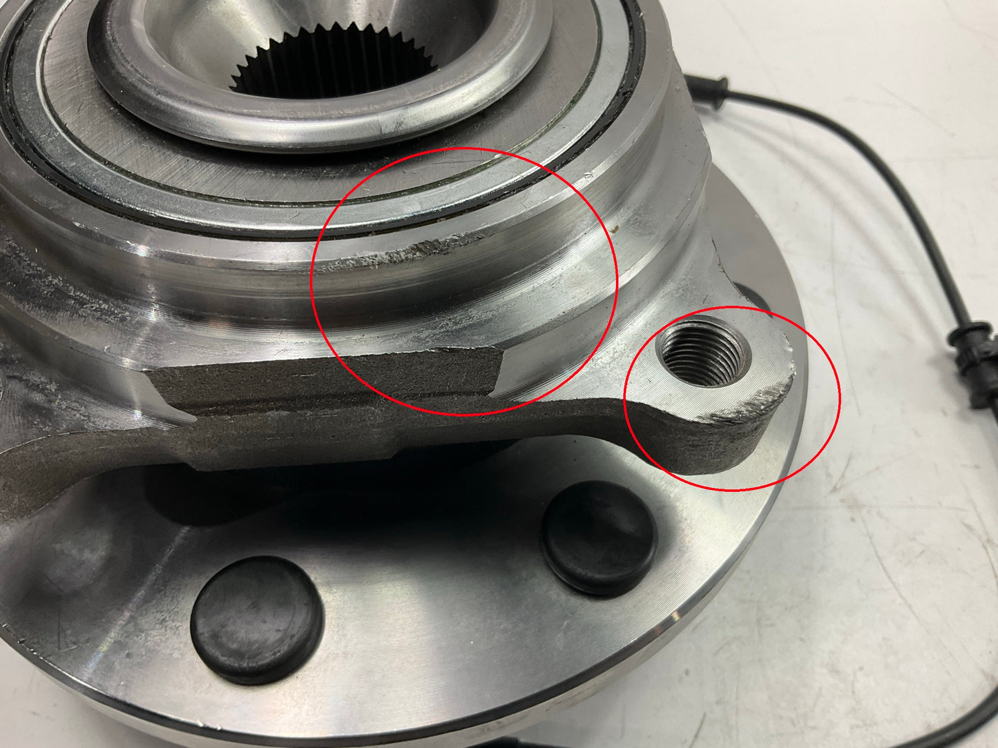 COSMETIC DAMAGED - Drive Works NT515122 Front Wheel Bearing And Hub Assembly