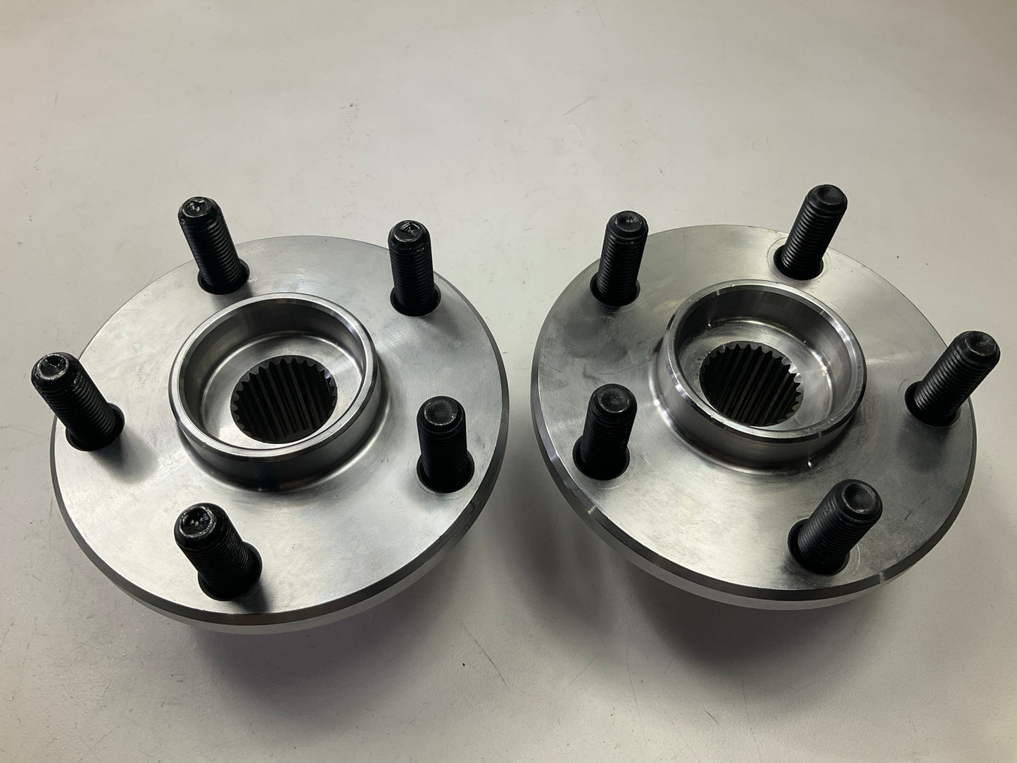 (2) Drive Works NT518506 Front Wheel Bearing Hub For 1983-1991 Toyota Camry