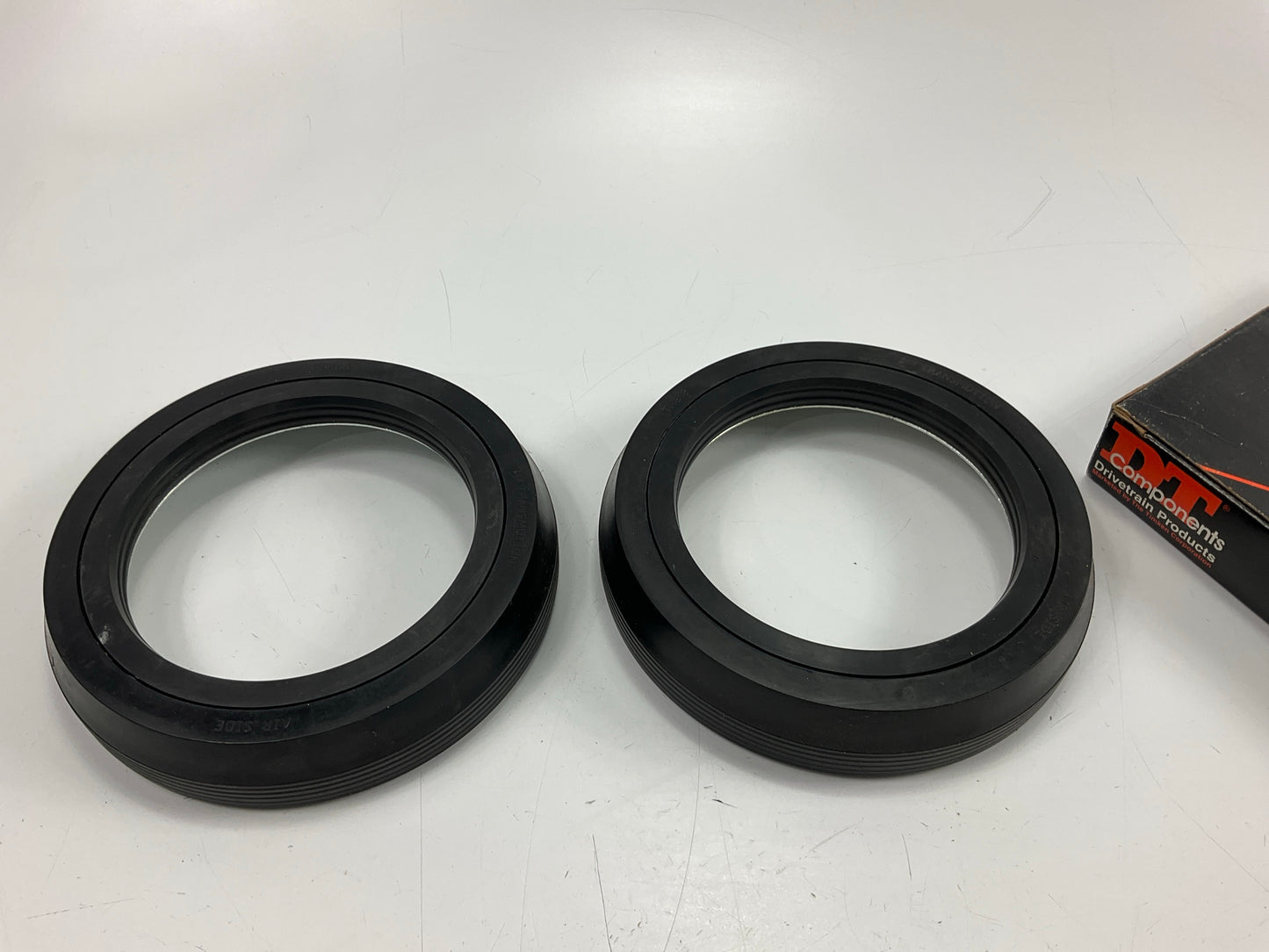 (2) DT TM318 Wheel Seal, Replaces 370031A; 309-0904; 392-9112; 69788; 65071U