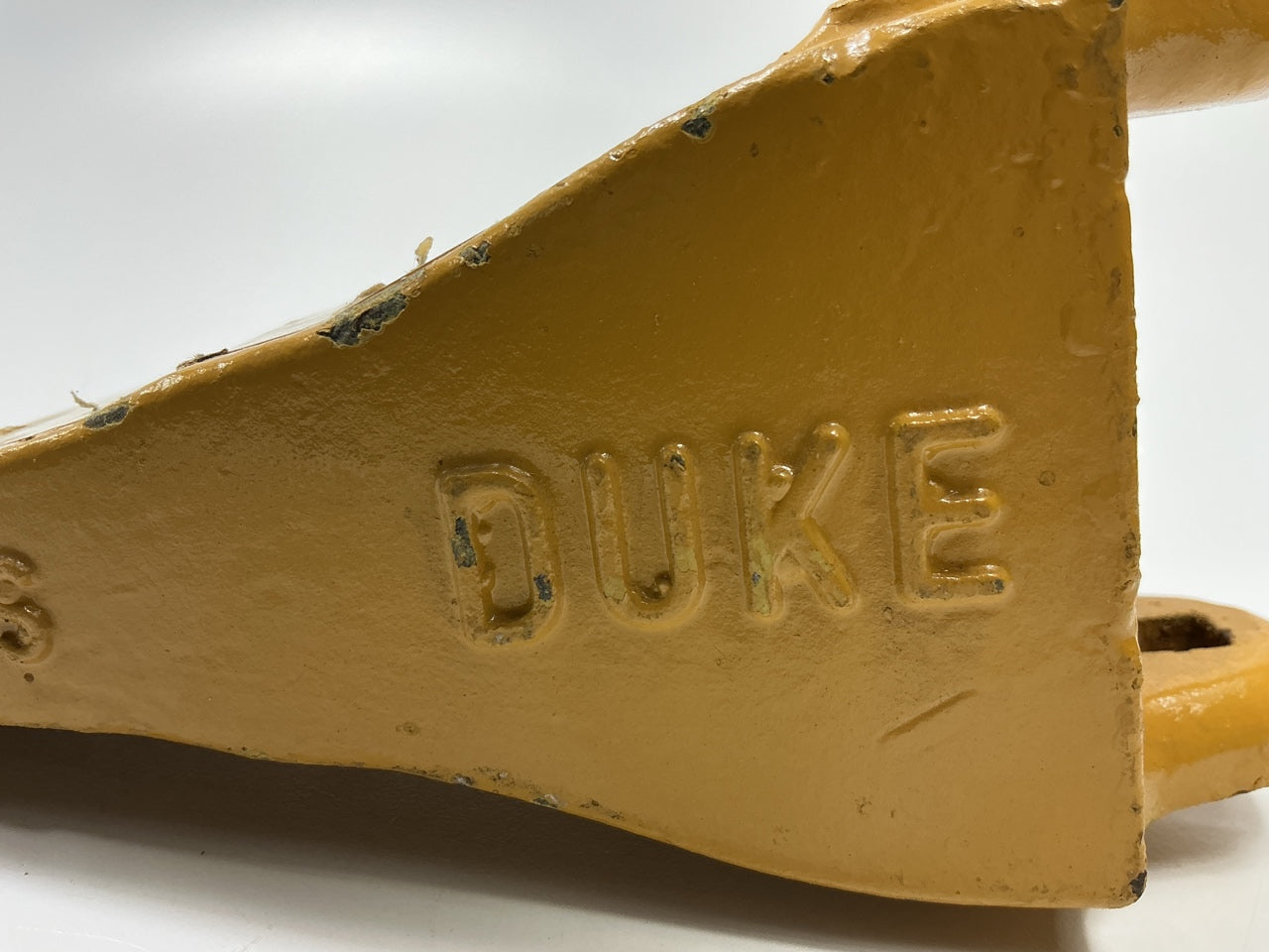 Duke 22S V-style Excavator 22 Series Bucket Tooth, Single, As Shown, No Hardware