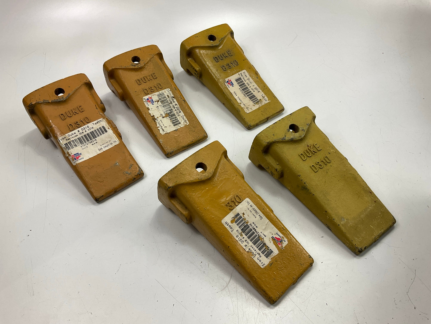 (5) DUKE Teeth D310 X310, X310SP Hensley Style Excavator Bucket Tooth