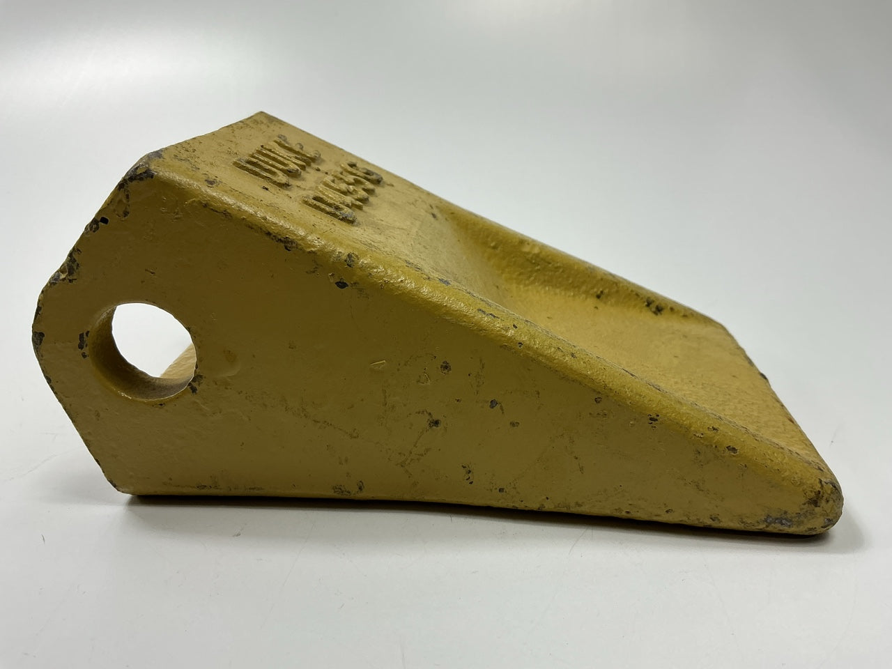 Duke D455G Excavator Bucket Tooth For John Deere 103189 / T103189