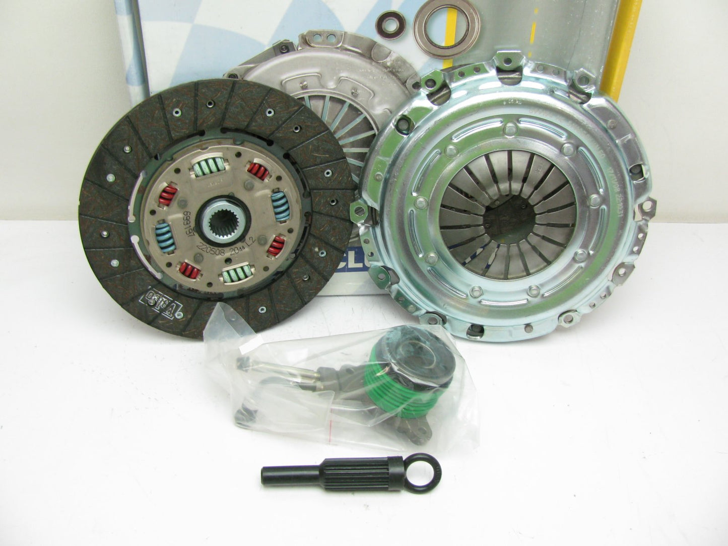 Clutch Kit  07-136K With Slave For 1999-2002 Contour  Mystique 2.0L DOHC