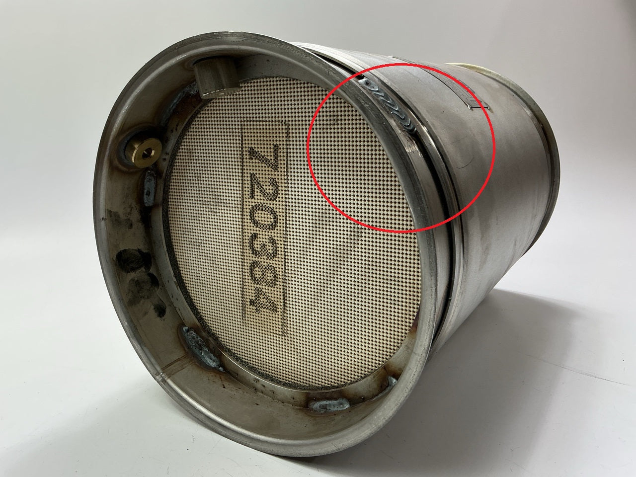 DENTED EDGE, SEE PHOTOS Durafit C17-0081 Replacement DPF For Cummins ISB 2871461