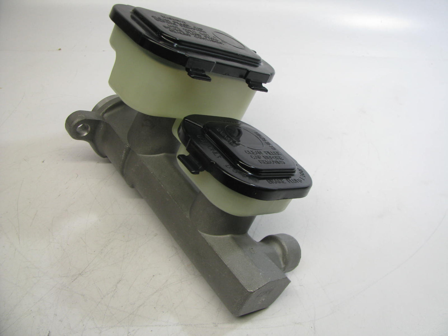 Duralast 39630 Brake Master Cylinder With Reservoir