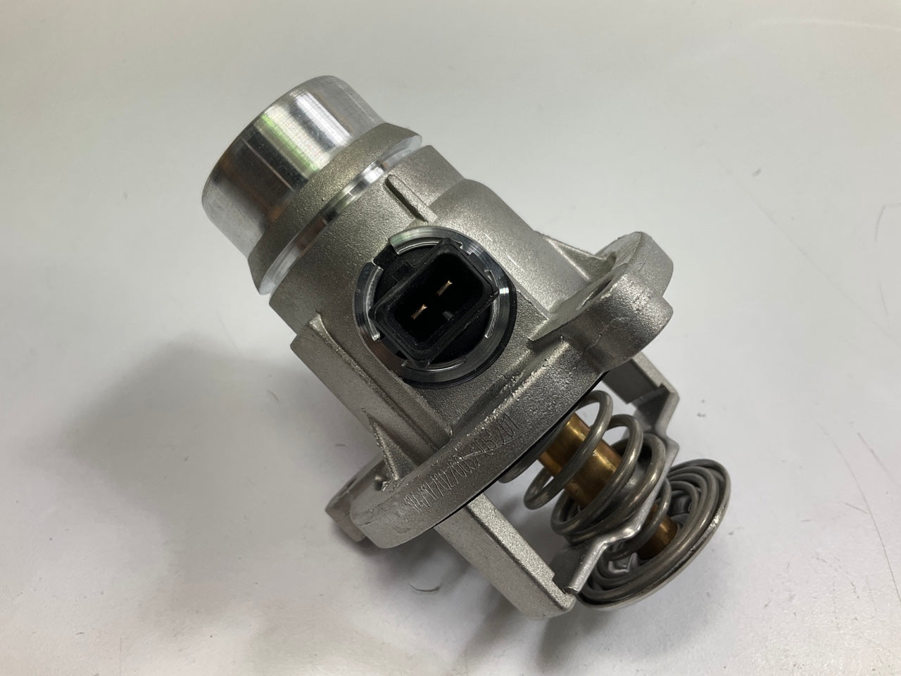 Duralast 60621 Engine Coolant Thermostat Housing Assembly, 221F