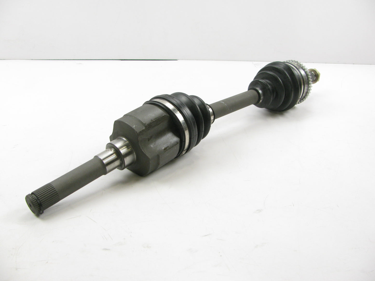 Duralast 8335N Auto Trans CV Axle Shaft Assembly - Front Left - AUTO TRANS ONLY