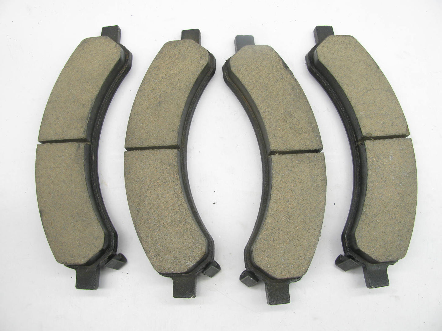 Duralast DG989 Rear Disc Brake Pads 2003-2008 Express 3500 & Savana 3500