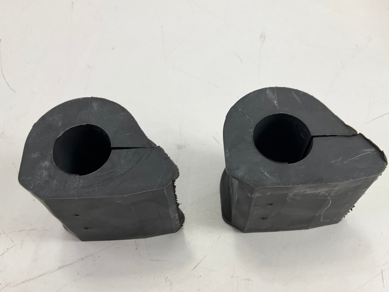 Duralast FA7174 Suspension Stabilizer Bar Bushing Kit 86-95 Ford Taurus SEDAN