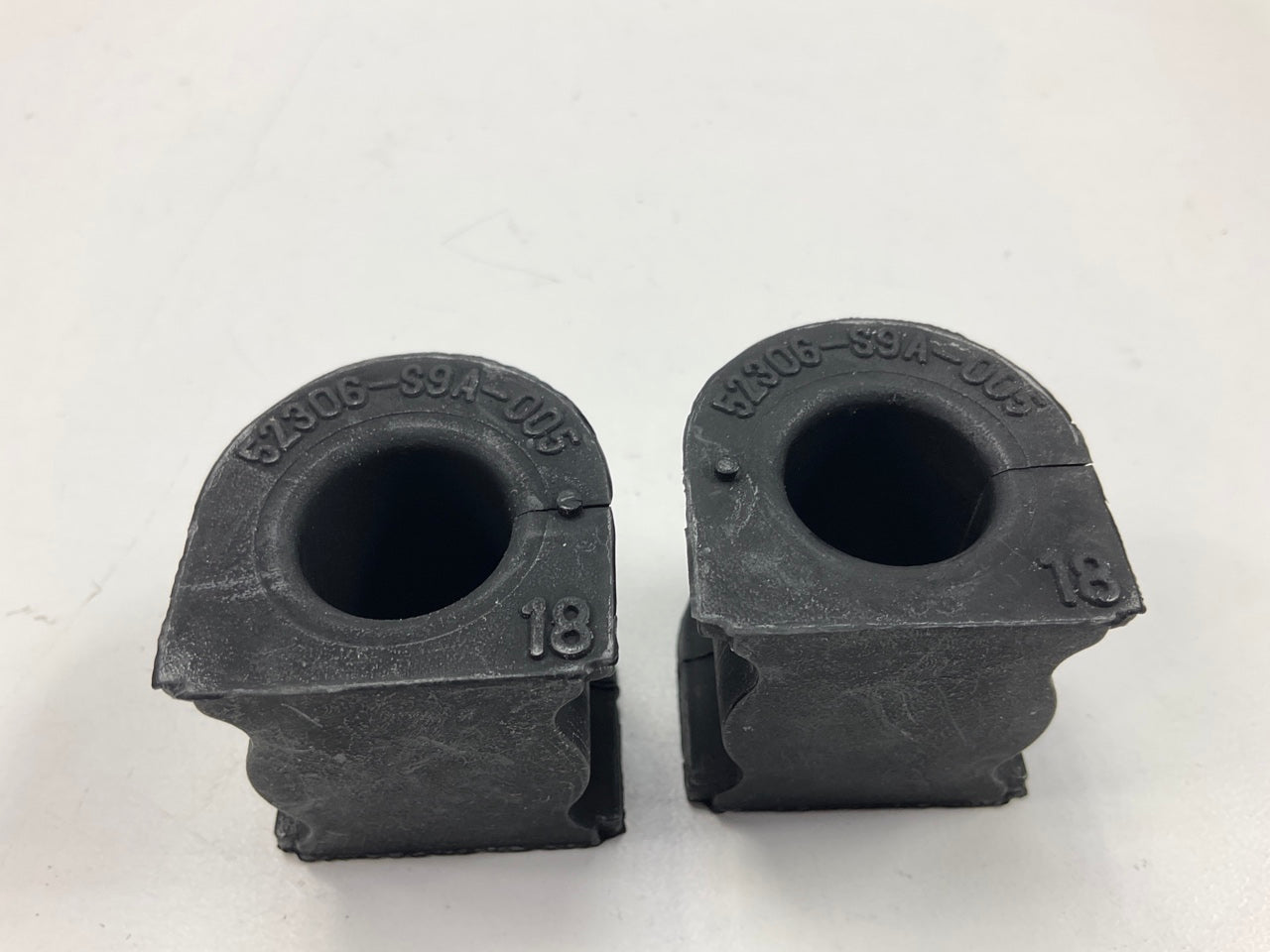 Duralast HB200205 Rear Suspension Stabilizer Bar Bushing Kit