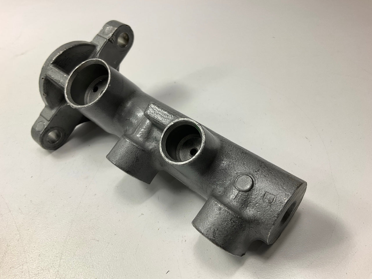 Duralast NM3067 Brake Master Cylinder W/O Reservoir