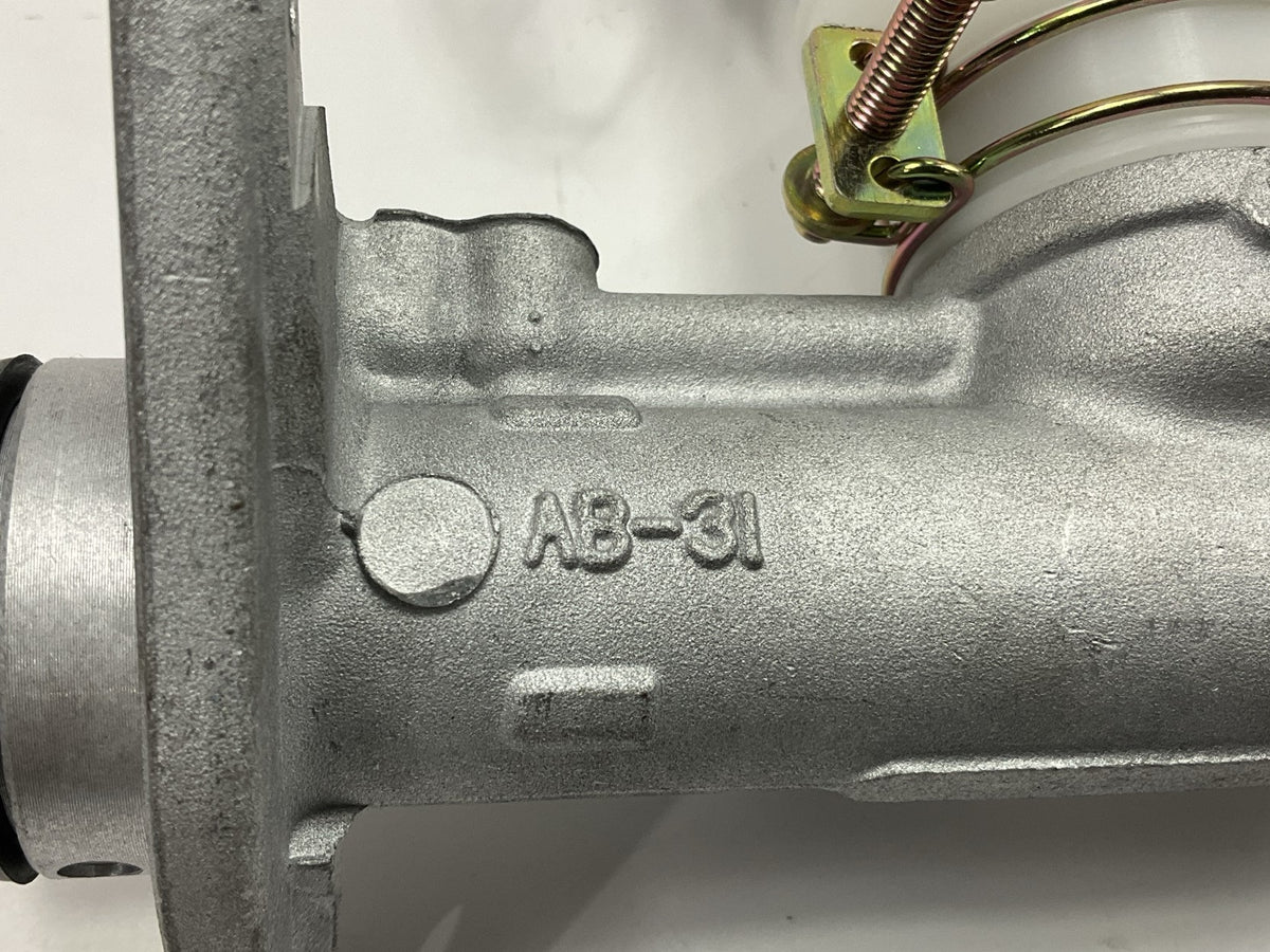 Duralast NM52200 Brake Master Cylinder 1986-89 Integra, Accord, 1985-90 Prelude