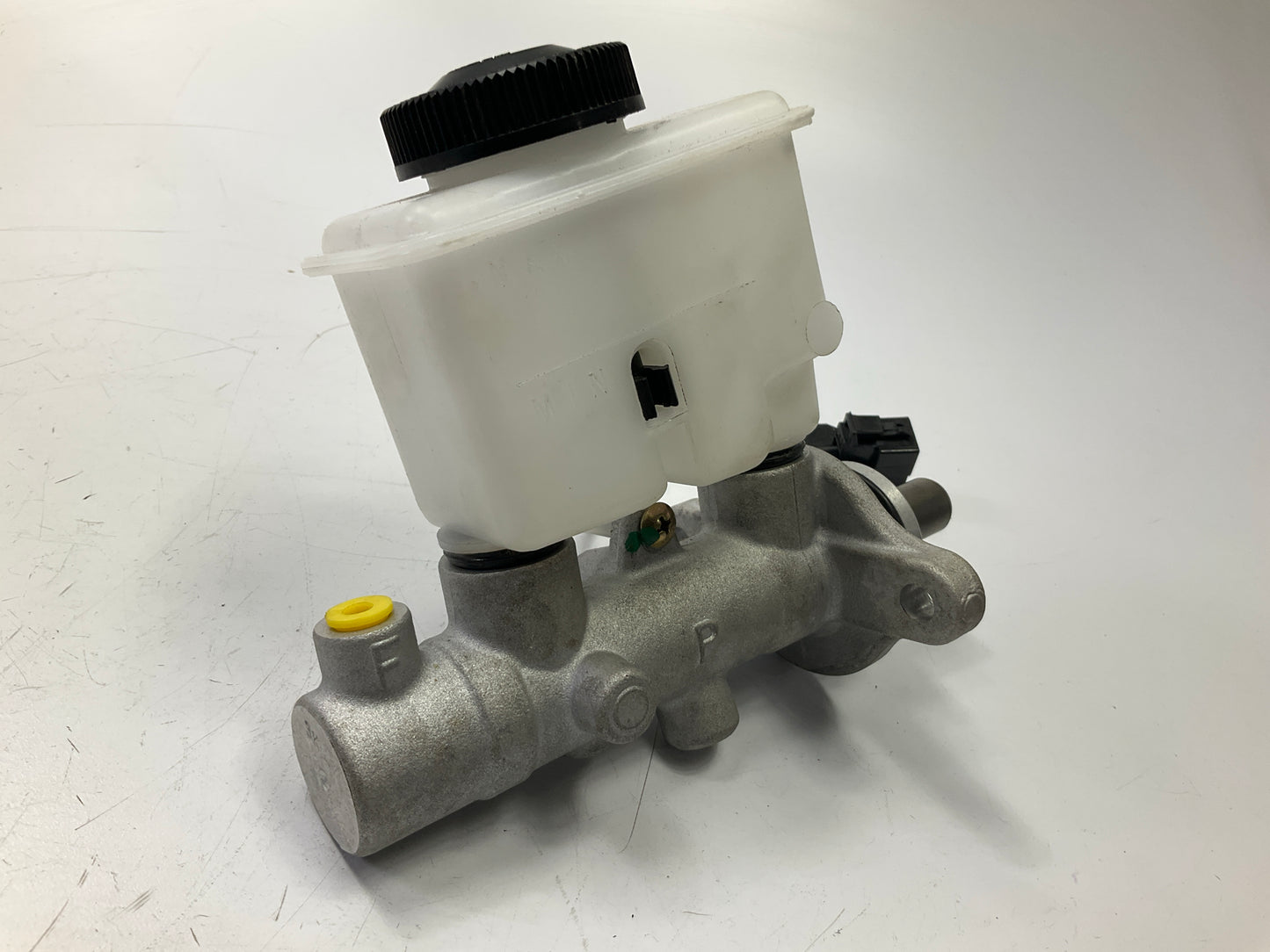 Duralast NM55063A Brake Master Cylinder For 1994-96 Ford Escort, Mercury Tracer