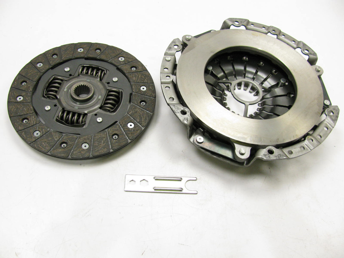 MISSING PILOT BUSHING - Duralast NU31339-1SA Clutch Kit For 98 Mazda B3000