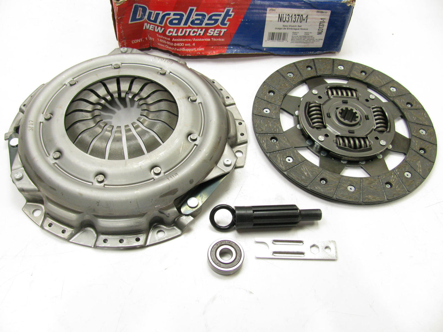 Duralast NU31370-1 Clutch Kit - 2003-2007 Chevy Silverado GMC 1500 4.3L V6