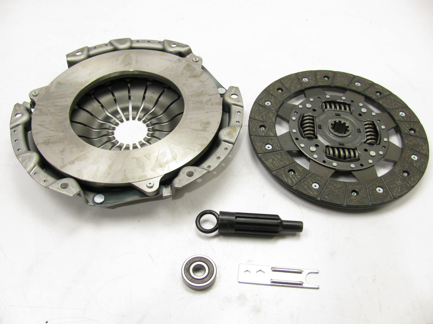 Duralast NU31370-1 Clutch Kit  For 2003-2007  Sierra 1500, Silverado 1500 V6
