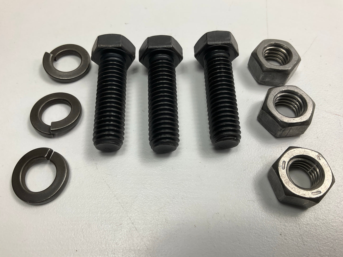 Dynomax 36490 Exhaust Bolt Kit