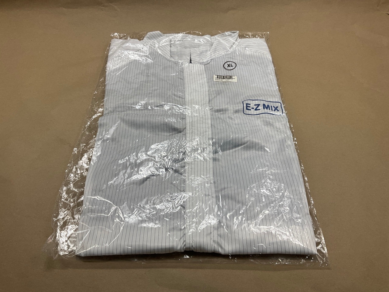 E-Z Mix 64850W White Carbon Fiber Thread Lab Coat W/ Detachable Hood (X-Large)