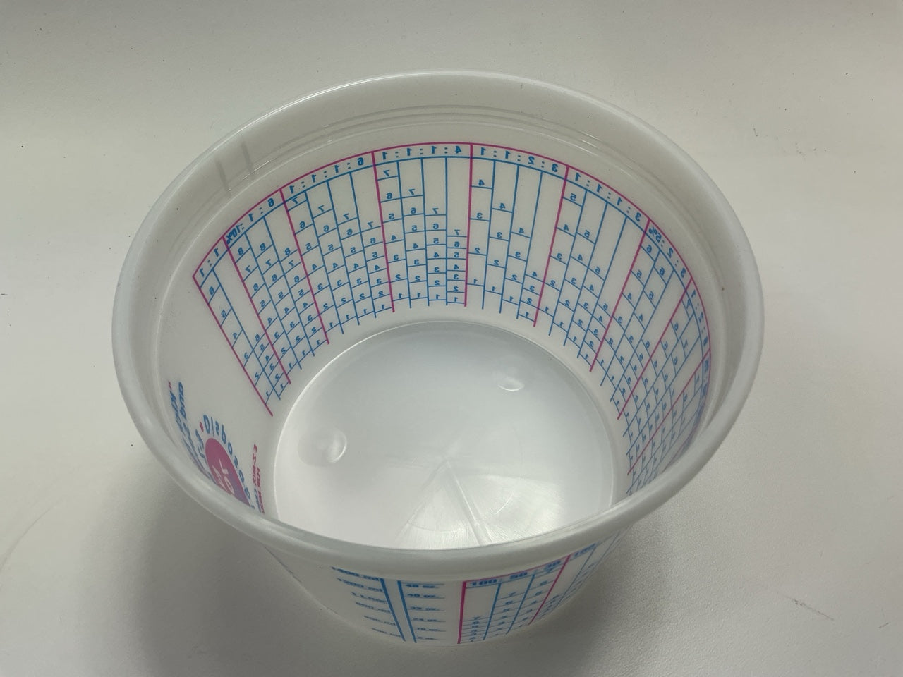 E-Z Mix 70064 2-Quart Plastic Mixing Cups, Box Of 50 Cups