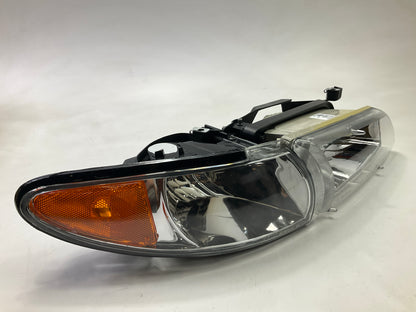 Eagle Eyes GM141-B001R Right Headlight Headlamp For 1997-2003 Pontiac Grand Prix