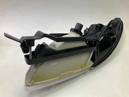 Eagle Eyes GM141-B001R Right Headlight Headlamp For 1997-2003 Pontiac Grand Prix