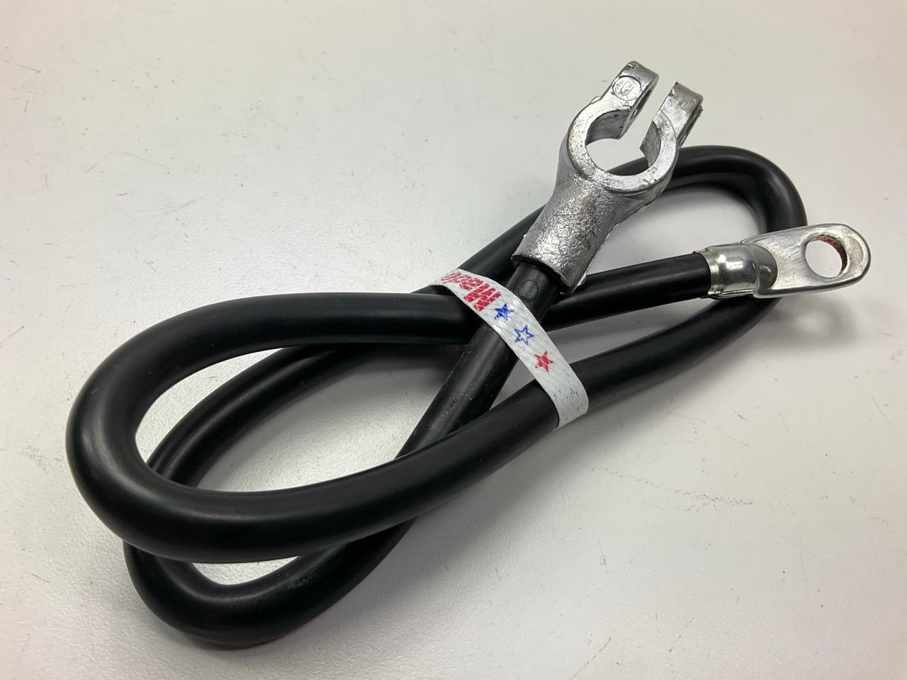 East Penn 06083 Post Terminal Battery Cable -  2 Gauge, 30'' Long, Black
