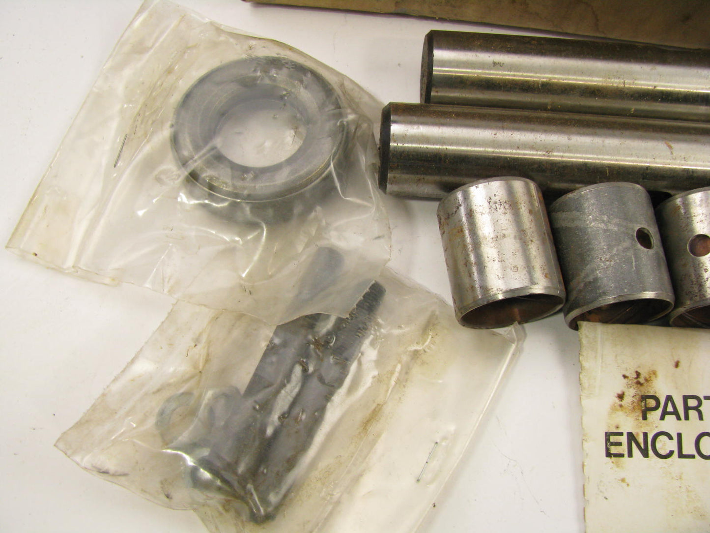 Eaton KP2278 Steering King Pin Bolt Set For 1957-1959 Dodge Truck