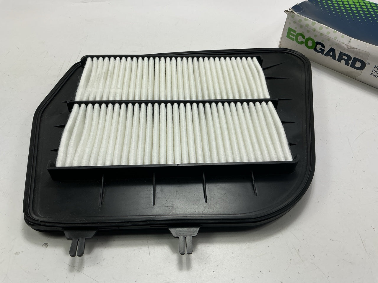 Ecogard XA5497 Engine Air Filter For 2003-2007 Cadillac CTS