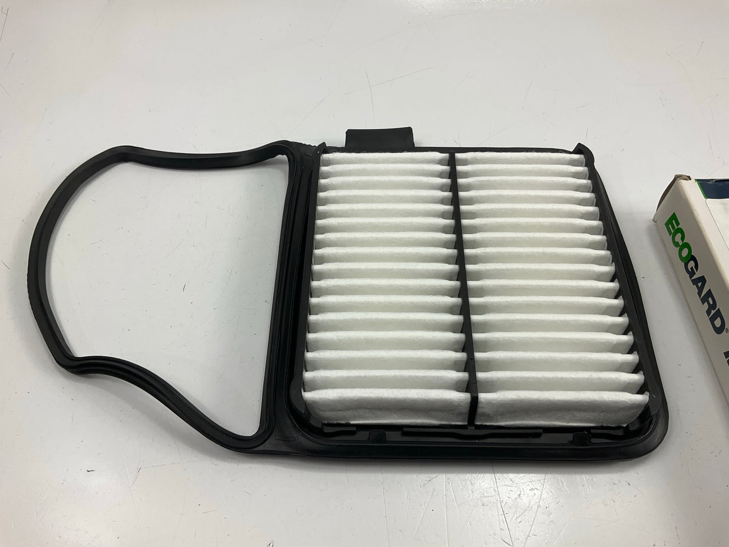 Ecogard XA5698 Engine Air Filter For 2004-2009 Toyota Prius