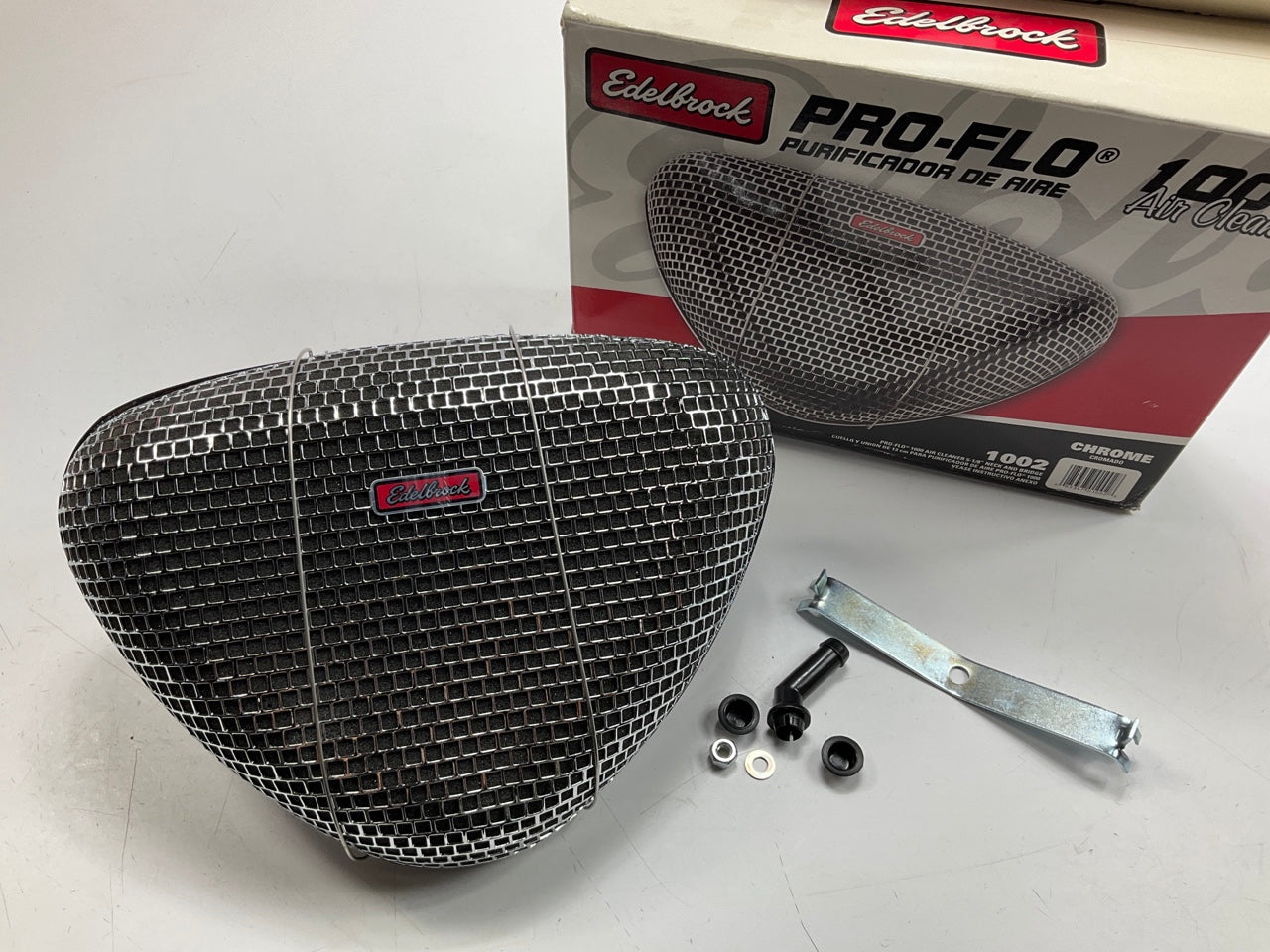 Edelbrock 1002 Pro-Flo 1000 Series Chrome Air Cleaner 5-1/8'' Neck And Bridge