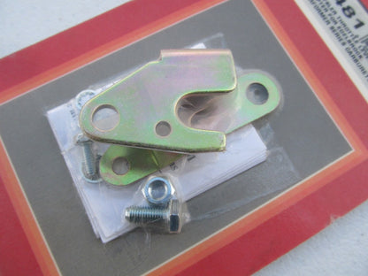Edelbrock 1481 Performer Carburetor Throttle Lever Adapter For 1966-Up Chrysler