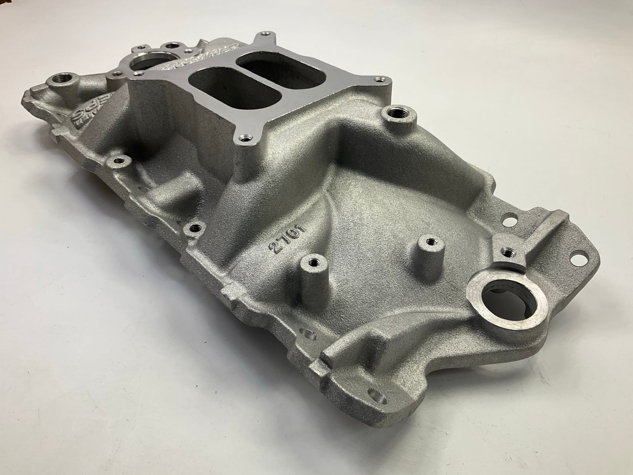 Edelbrock 2701 Performer EPS Intake Manifold For 1955-86 Small-Block Chevrolet