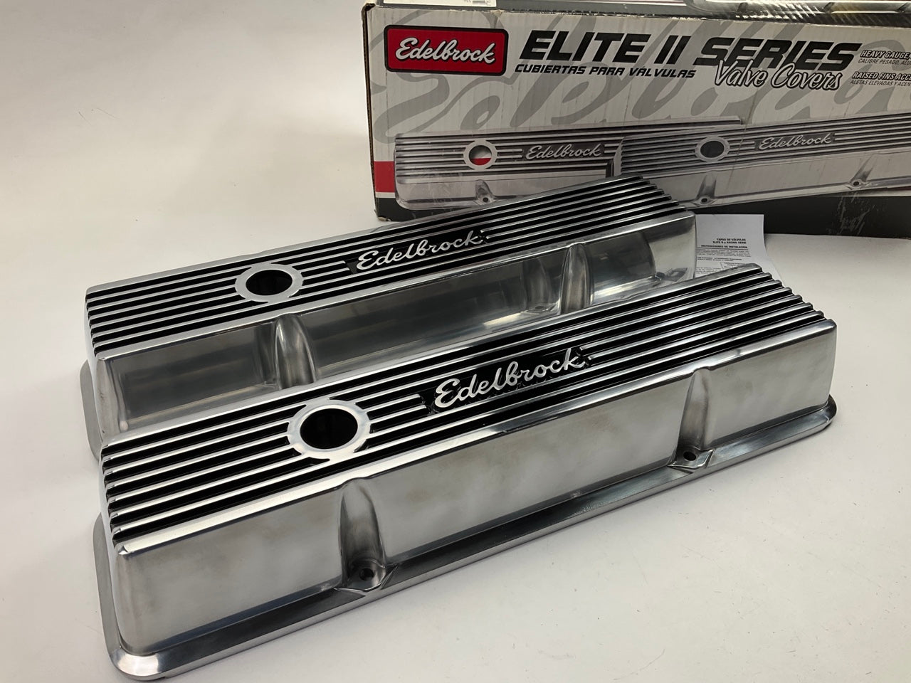 Edelbrock 4262 Elite Series Valve Cover Set, SBC Small Block Chevy 305 350 400