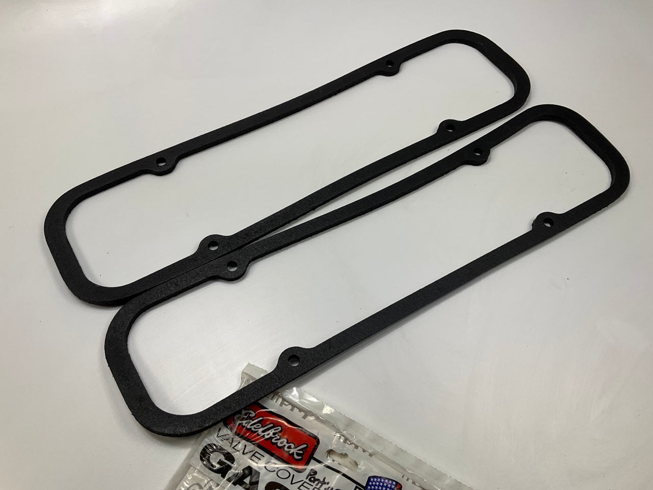 Edelbrock 7590 Valve Cover Gasket Set - Pontiac 326 389 421 428 455 V8
