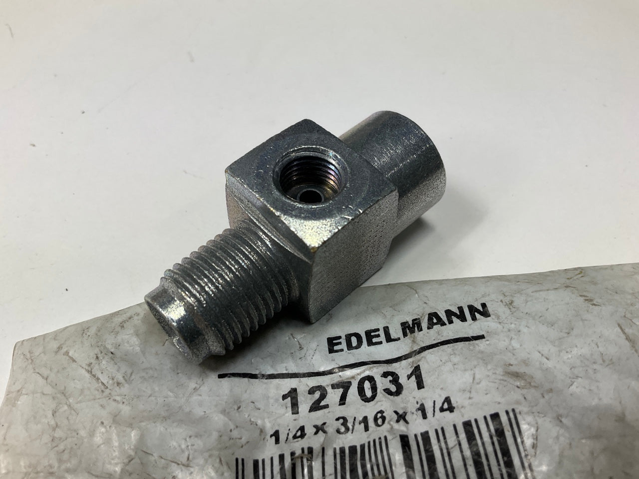 Edelmann 127031 Inverted Flare Trailer Brake Tee Fitting, 1/4'' X 3/16'' X 1/4''