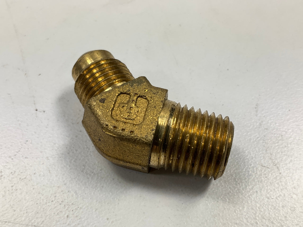 Edelmann 154540 SAE 45 Degree To NPT Adapter Fitting 5/16'' SAE To 1/4'' Male NPT