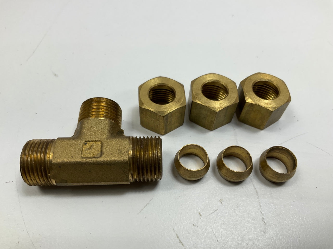 Edelmann 164500 Union Tee Compression Fitting, 5/16'' Tube