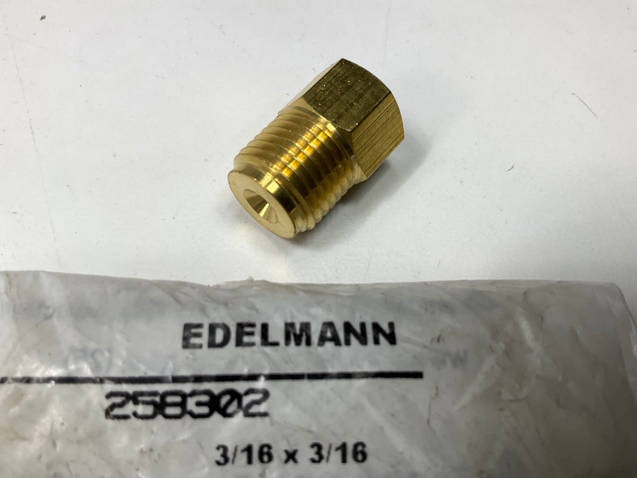 Edelmann 258302 Std To Dual Master Cylinder Adapter 3/16'' Female Inv  X 3/4''