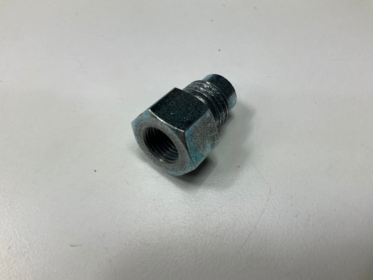 Edelmann 268000 Brake Line Adapter, 3/16'' 10-1.0mm X 13-1.5mm Metric Bubble