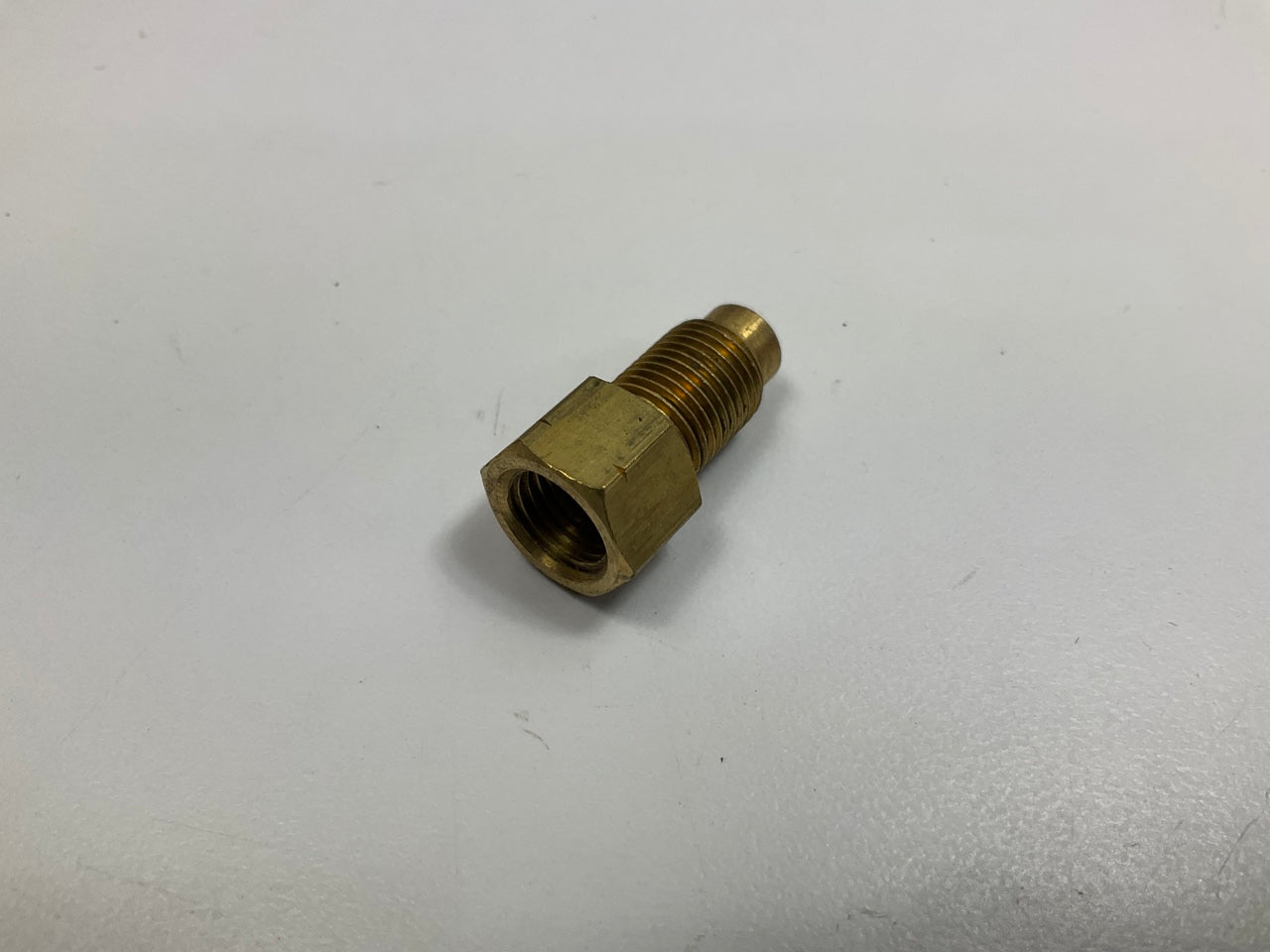 Edelmann 270300 STD To Metric STD Brake Fitting Apater 3/16'' Fem X 10.0mm Male