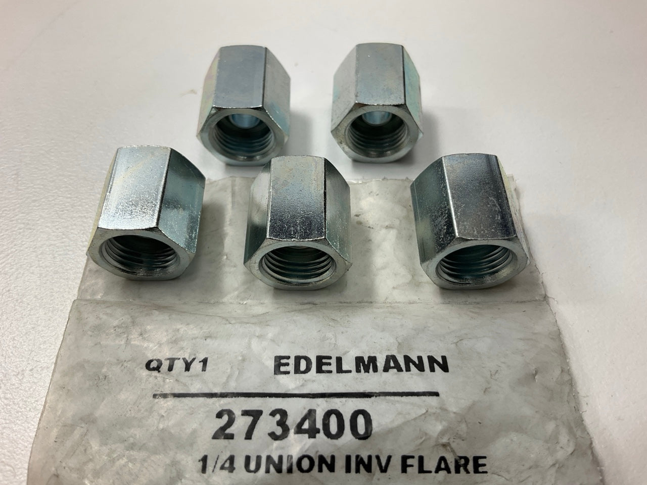 (5) Edelmann 273400 Compression Fitting 1/4'' Union Inverted Flare
