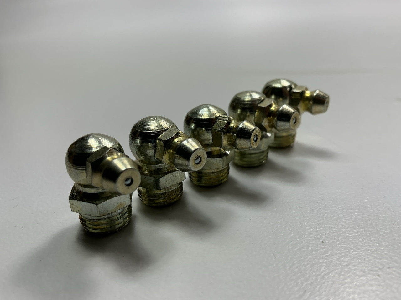 (5) Edelmann 688000 Male 90° Elbow Grease Fittings 10''-1.0MM Thread X 19.7MM