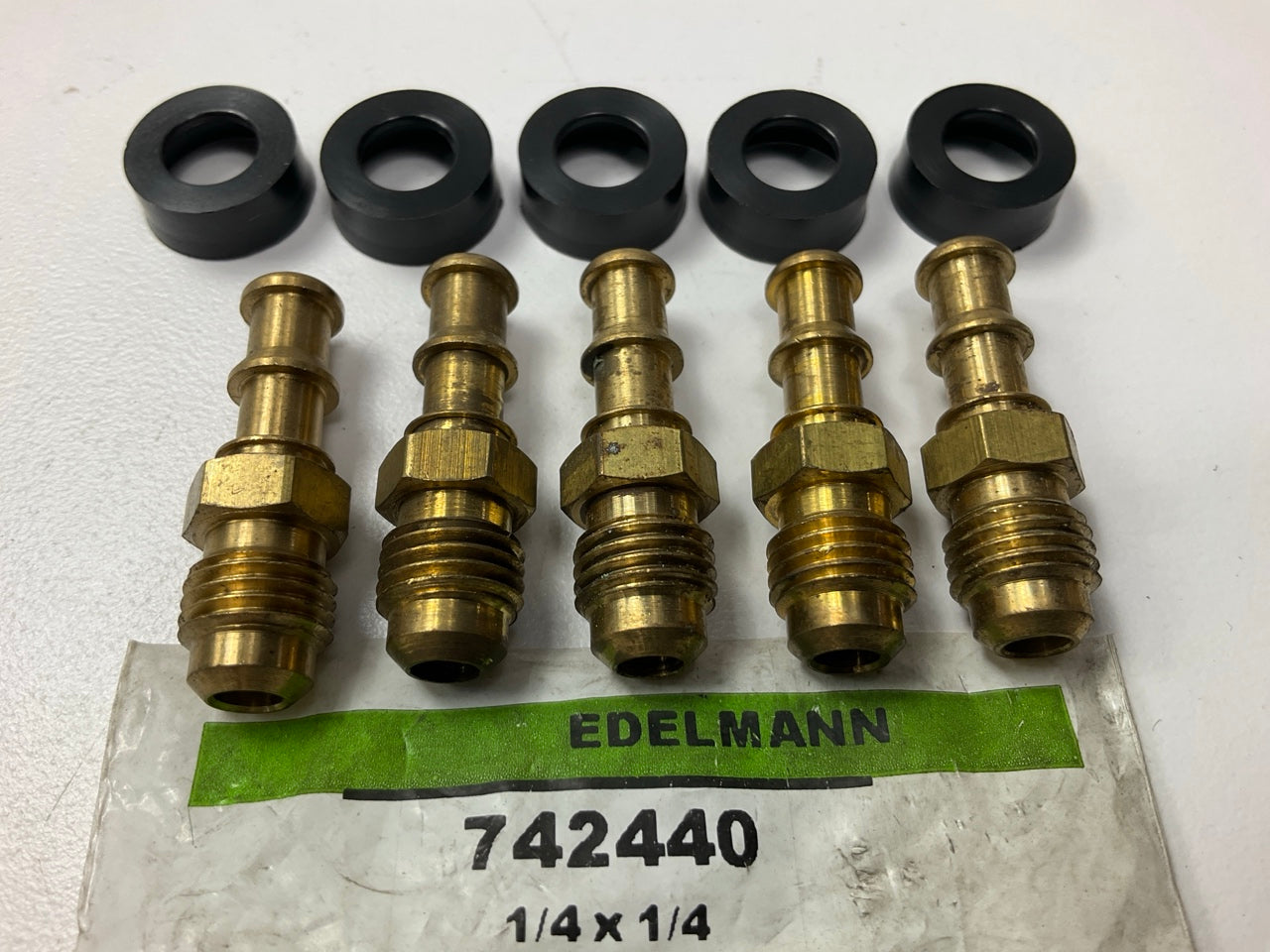 (5) Edelmann 742440 Push-On Hose Fitting, SAE 1/4'' Tube X 1/4'' Hose